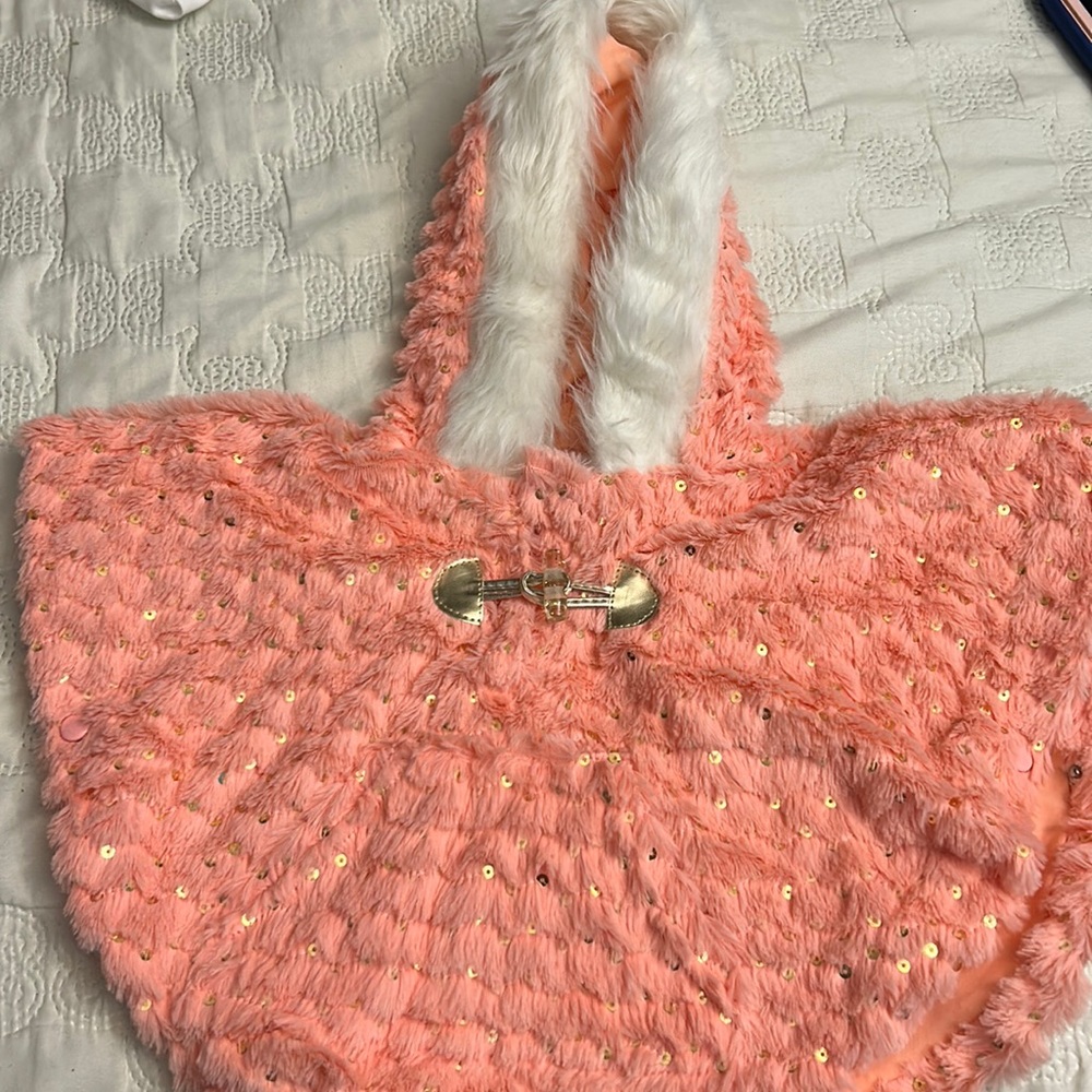 Little lass fur poncho.